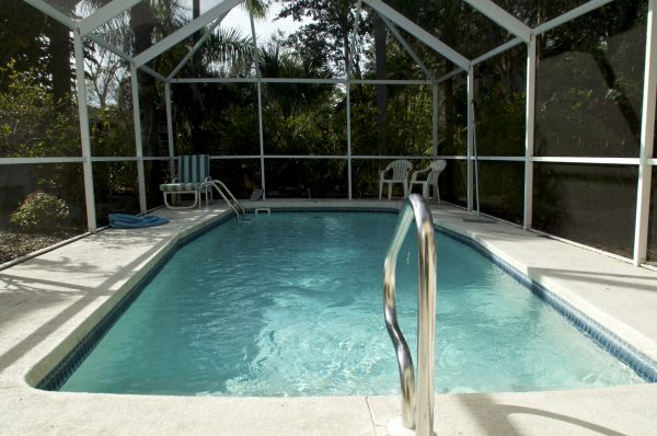 Screened Pool Installation